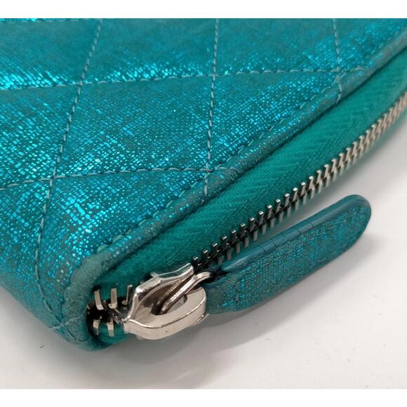 CHANEL METALLIC CALF SKIN BLUE WALLET EUC - Picture 9 of 9